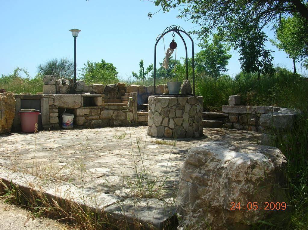فيلا Casino Tonti Iarussi Forlì del Sannio المظهر الخارجي الصورة